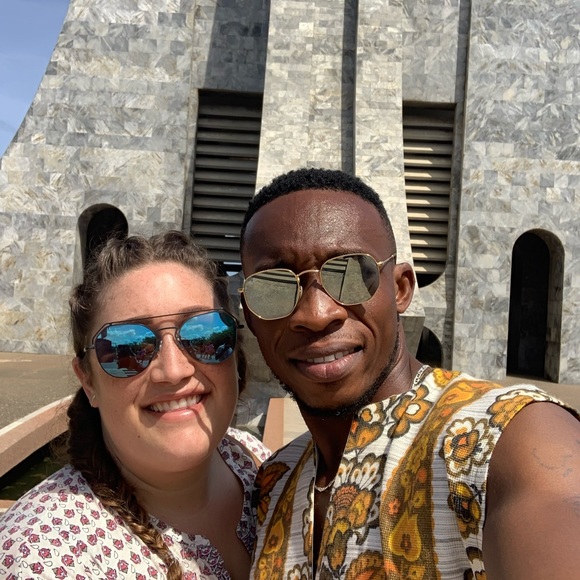 Meet your Posher, Aubrey - Picture 2 of 2